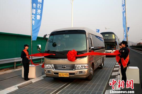 ���ϡ�ȫ���׶ι�����ٹ�·���Ŀ�ͨ��������Ŀ