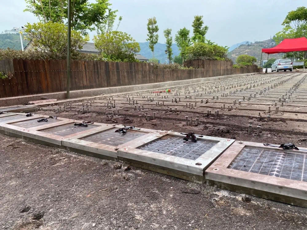 �ڸ�����̩�أ�������Ա���ڶ�ͣ����·����й��������衣΢�Ź��š�������̩�� ͼ